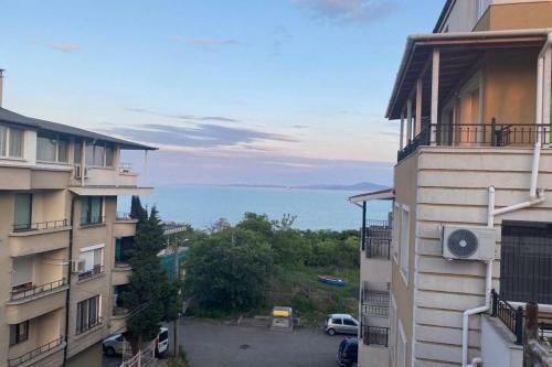 Cosy Sea View Apartment Emona