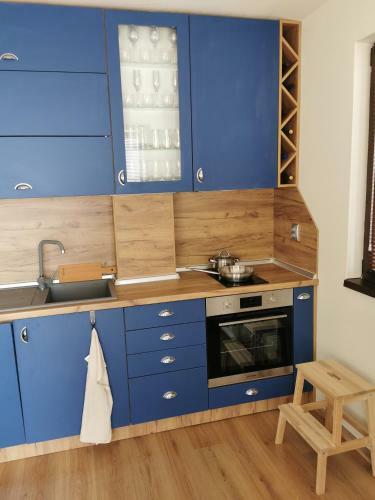 Cosy Sea View Apartment Emona