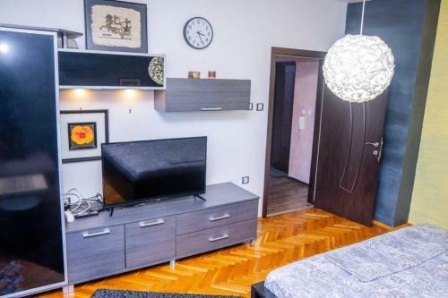 Luxury Apartment On The First Line To The Sea