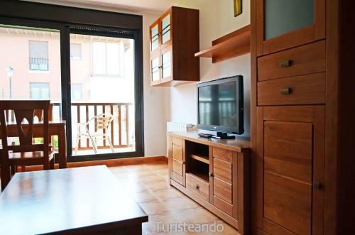 Apartamento Mar De Prellezo: Parking Y Piscina Comunitaria