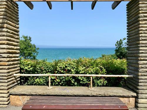 Sea Garden One Bed Apartment