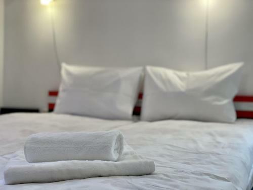 Sea Garden One Bed Apartment