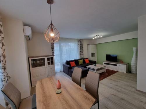 Flora - Beautiful *new* Apartment To The Beach