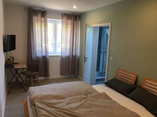 Bed & Breakfast G�ste Und Messezimmer Adelheidsdorf