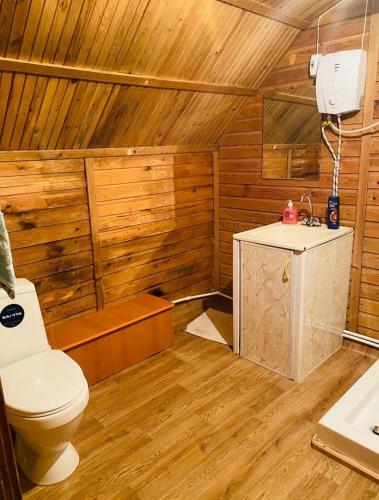 ????? ????/wooden House