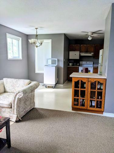 Private 2 Bedroom Apartment