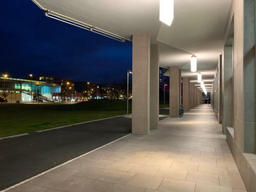 Central & Elegant Room In Biel