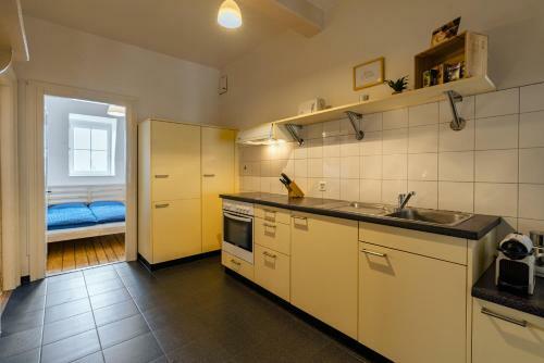 Apartamento Eigene Wohnung Im Stadtzentrum Mit Wundersch�ner Dachterrase