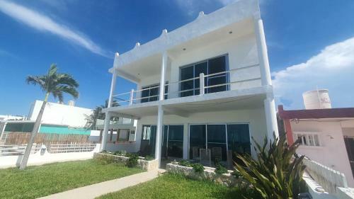 Hermosa Casa En La Playa Para Ti