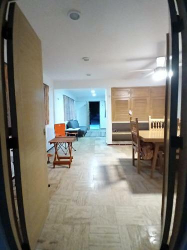 Cute Refurbished Beachfront House, Private Paradise For A Couple