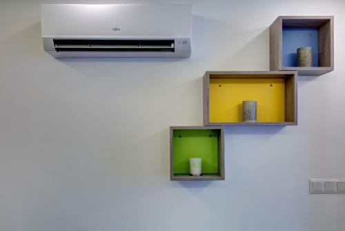 Emerald Apartment