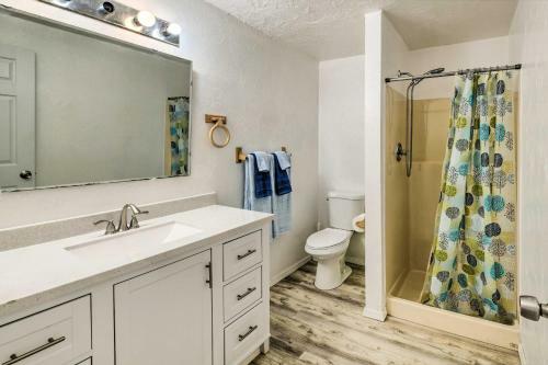 Inviting Juneau Home - Walk To Glacier Trails