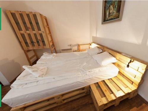 Apartamento Palete Studio - New Hand-made, Cozy, Artistic Home