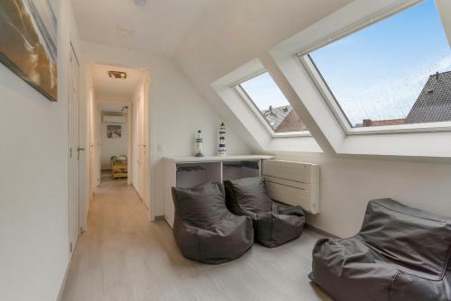 Penthouse Duplex Apartment Statler