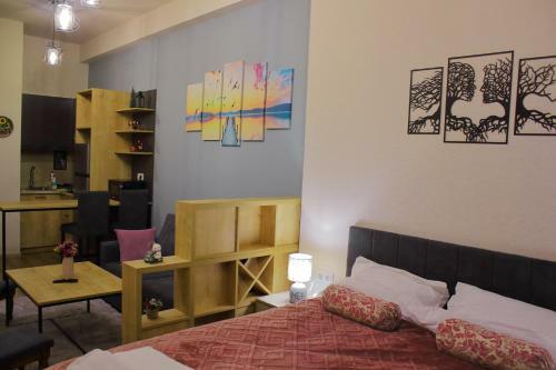 Woodland Apartment, Kechi House