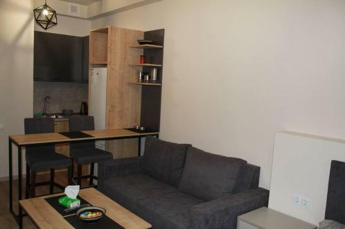 Kechi House Apartment 169