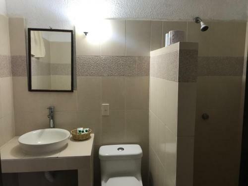 Hotel Yaxch�