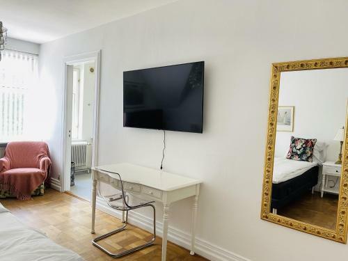 Hostal Aday - Aalborg Mansion - Room 1