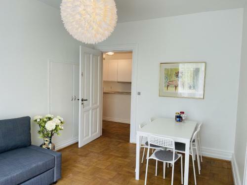 Hostal Aday - Aalborg Mansion - Room 2