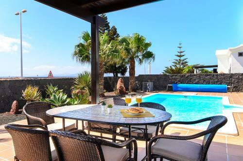 Hipoclub Villas,"tabaro"villa