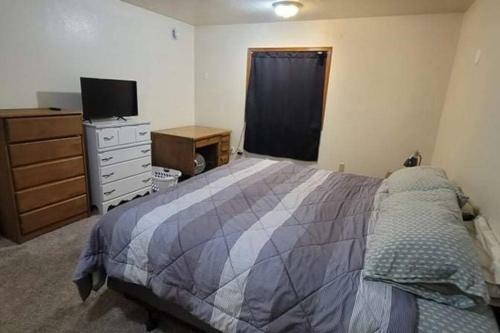 Whole Home, Airstrip/float Access, Aurora Viewing!