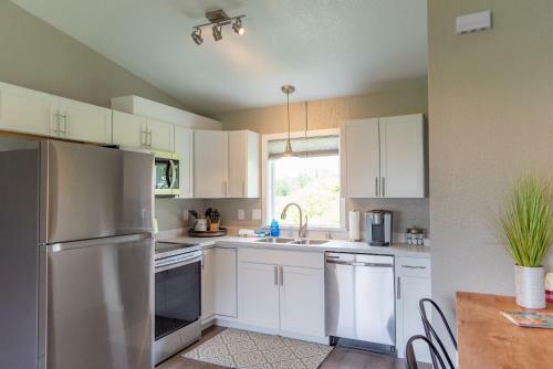 Motel Colony Suites