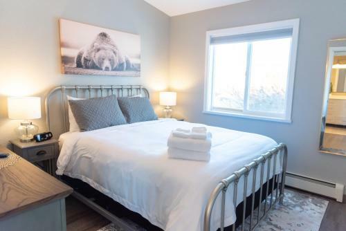 Motel Colony Suites