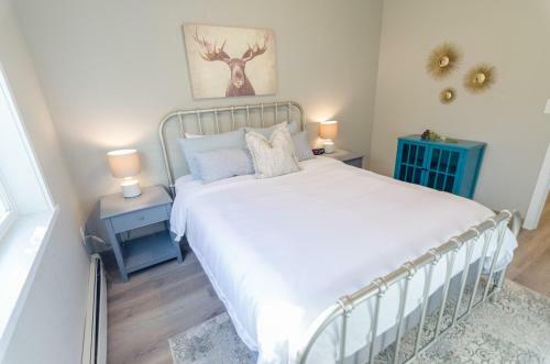 Motel Colony Suites