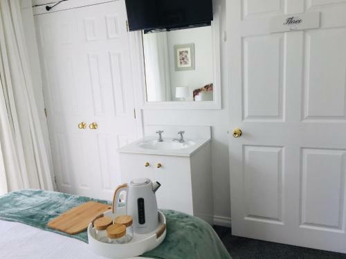 64 Mandalea B&B