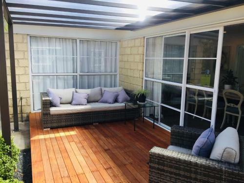 64 Mandalea B&B