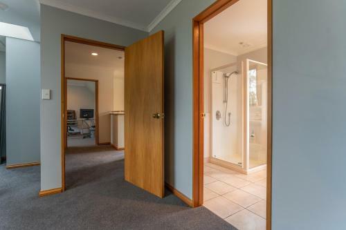 Villa Ohoka Country Retreat