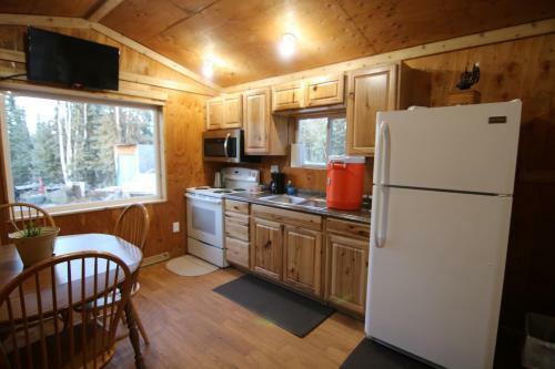 Alaskan Adventure Dry Cabins