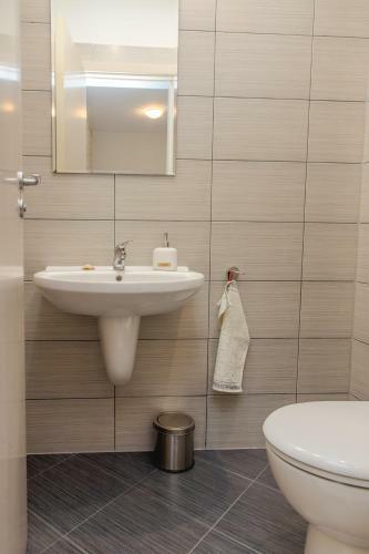 Apartamento Lovely 3bd Flat With Parking And Sea View