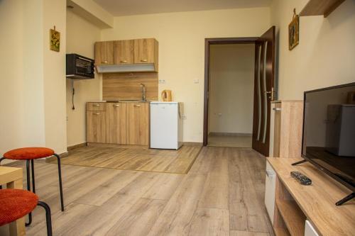 Apartamento ~by Camping Gradina ~ Spacious Flats With Balconies