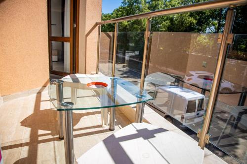 Apartamento ~by Camping Gradina ~ Spacious Flats With Balconies