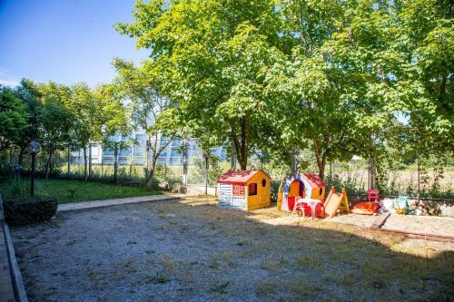 Apartamento ~by Camping Gradina ~ Spacious Flats With Balconies