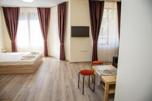 Apartamento ~by Camping Gradina ~ Spacious Flats With Balconies