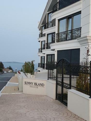 Azur Apartment Deluxe