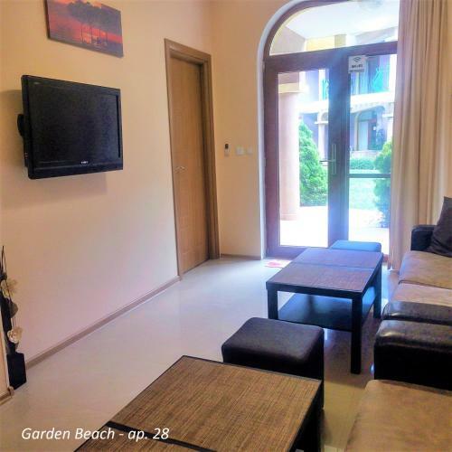 Garden Beach Apartment 28