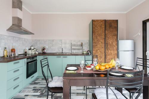 Villa ???? ?? ?????, ????????