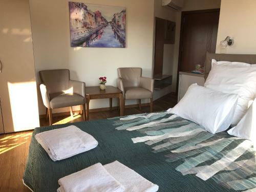 Hostal Breeze Guest House