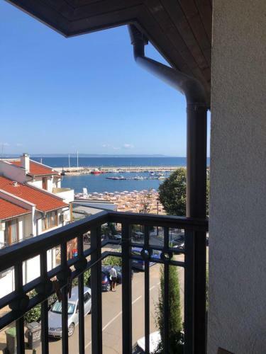 Hostal Breeze Guest House