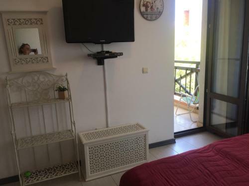 Apartment On The Sea At St Nicholas Complex-lyme
