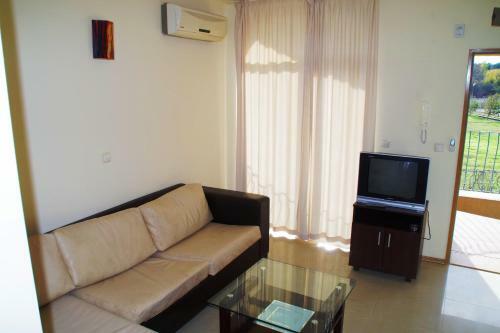 Azura Garden Apartments