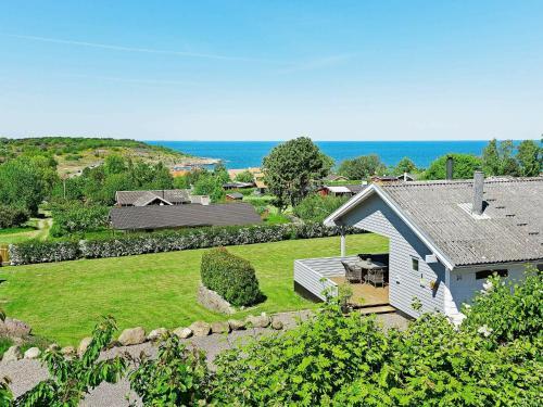 Three-bedroom Holiday Home In Allinge 1