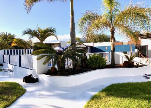 Villa Chao Private Heated Pool, Garden, Wifi, A/c