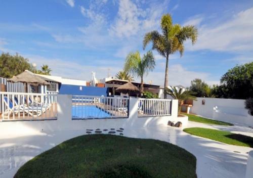 Villa Chao Private Heated Pool, Garden, Wifi, A/c