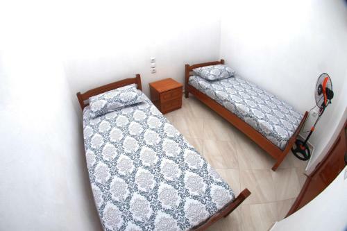 Hostal Isufi Guest Houses