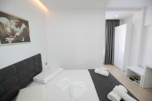 Hostal Nika Hotel