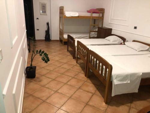 Beni Hotel Saranda Bitcoin Hotel And Hostel